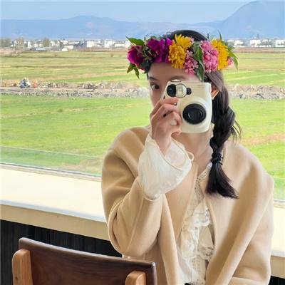 春色无边满人间